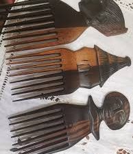 Peigne africain en bois